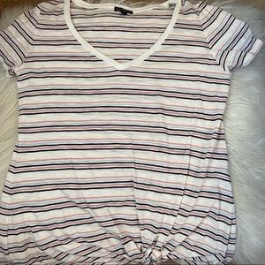 2/20 Express V-neck Tee with tie